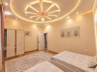 Luxury Villa & SPA Indoor & Outdoor Pool for 18 People - 4