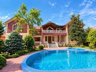 Luxury Villa & SPA Indoor & Outdoor Pool for 18 People - 9