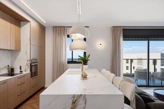 Stunning Coastal Escape with Sea Views & Private Balcony by SeaNRent - 3
