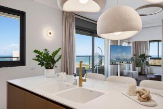 Stunning Coastal Escape with Sea Views & Private Balcony by SeaNRent - 2