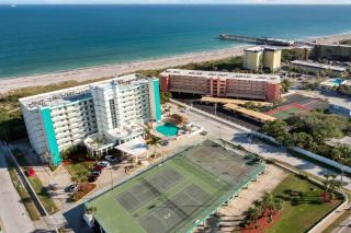 Discovery Beach Resort - 8