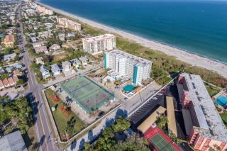 Discovery Beach Resort - 9