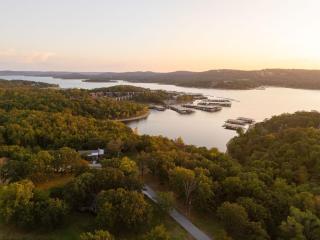 Serenity - 60 Ridge Lane - 2