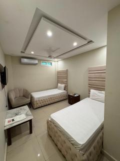Dove Inn Hotel Barket Market - 5