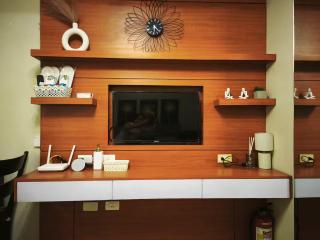 19F Avida Riala Smart Studio, Netflix, 100Mbps WiFi and Pool Access inside IT Park Cebu - 4