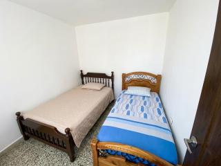 Comodo apartamento para parejas en Bello - 2