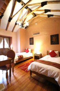 Hotel & Mirador Los Apus - 8