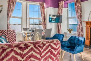208a -2-Bed Garden and River View Dundee - 8