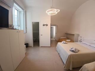 ApartHotel Antica Repubblica in the historical center 2 minutes away,100mt from the Sea - 8