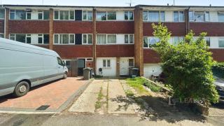 Luton Airport 2 Bed Flat | Families & Contractors - 9