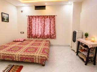 Tapasi's Apartment-your own villa - 9