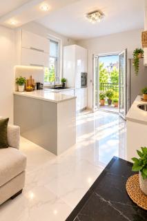 Spacious 3-Room Apartment in Belgrade Center - 1