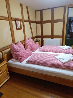2 Bett Zimmer Rosenrot - 0