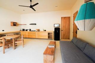 Casa Borka LUXURY FULLY FURNISHED BEACH CONDOS WITH POOL - 4