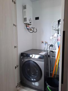 Cozzy Condo- Pool&Gym&free parking-10 min PC beach - 1
