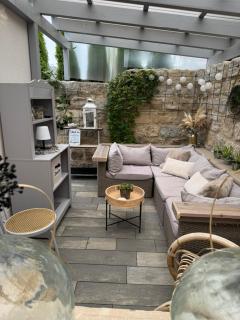 Secret Garden Spa House - Pool & Sauna - 9