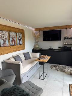 Secret Garden Spa House - Pool & Sauna - 1