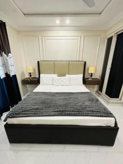 Sky View Premium Suites by Hussain Chaudhary - 1