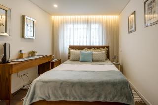 Coliseum Residence - 1