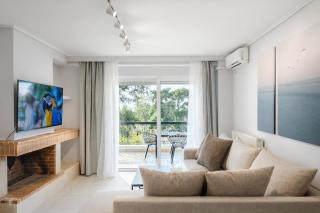Omorfokklisias by Verde Apartments - 0