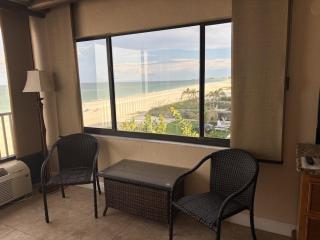 AMI Dream Inn Gulf Front Studio 1 Bath 209 - 8
