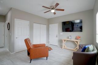Townhome 1 Mi to Midtown & Botanical Gardens! - 6