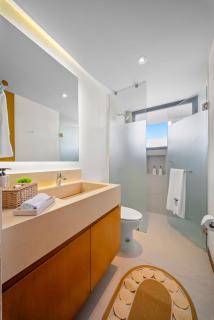 Oceanview 2BR condo with pool - 7