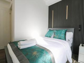 Gillingham House - 1