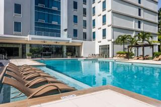 Crowne Plaza Airport by IHG - 0