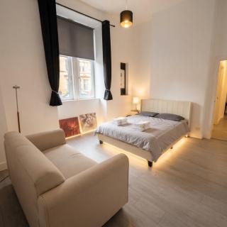 Executive Apartment 3BR near Hampden&Queens Park - 5