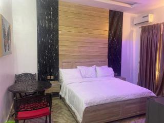 Asake Hotel & Suites - 2