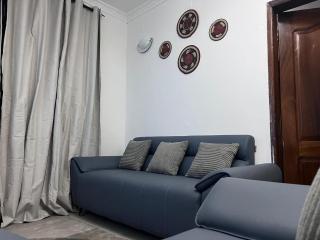 Apartment 24 Novembre - 5 mins Close to Gombe - 1