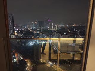 Lucentia Suites Home Near Bukit Bintang - 0