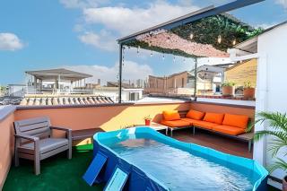 Colonial House in San Antonio (3 Suites) -Terrace, Pool - Gym - 0