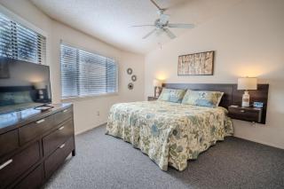 Stunning Waterside holiday home between Austin & San Antonio No 9 Texas Thistle - 2