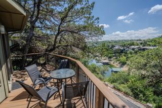 Watersport Treehouse Cabin on Lake Travis, Cave Pool No 12 Honeysuckle - 9