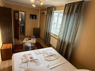 hotel palas Chernivtsi - 0
