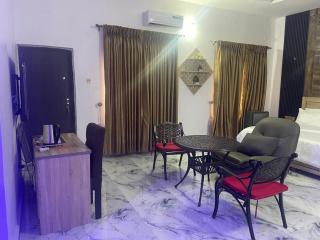 Asake Hotel & Suites - 9