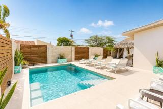 Palm Beach Villa, Pool, Playroom, Walk to Beach - Palm/Eagle Beach - 8