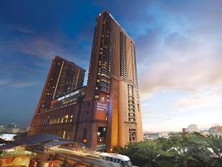 Best Times Square Service Apartment by Le Seanta - 8