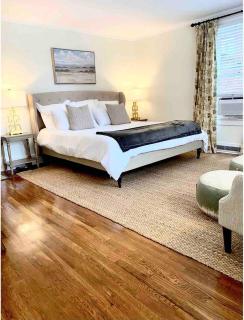Broadway BNBs II - Studio Apartment-Walk to Centre - 0
