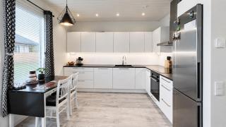 Luxury Finnish Home - Sauna, Garden & Train - 5