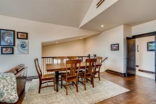 Alders 4 Bedroom Townhome In East Keystone - 2