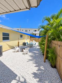 Turtle Cove home 1 block from the beach - 7