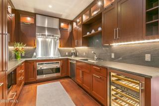 Platinum Vail Solaris 2 Bedroom Vacation Rental Set At The Base Of The Mountain Just Steps From The Gondola - 4