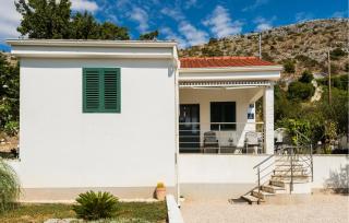 Nice Home In Podstrana - 0
