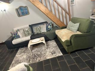 Kitts Cottage, Redruth, Cosy Cornish Retreat - 2