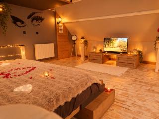 Gîte avec Spa et Sauna Privatif - 9