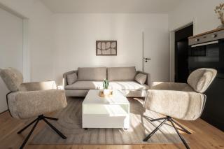 Bheaven I Schiller Apartment - 6