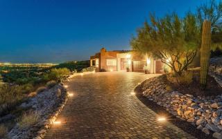 Avenida Panorama — Luxury Foothills Estate | Golf Sim + Pool | Sleeps 12 - 5